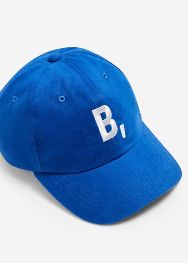 B, Cap